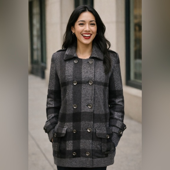 Burberry Brit Double Breasted Thick Wool Sweater Coat Gray Plaid Small Like New - Picture 12 of 12